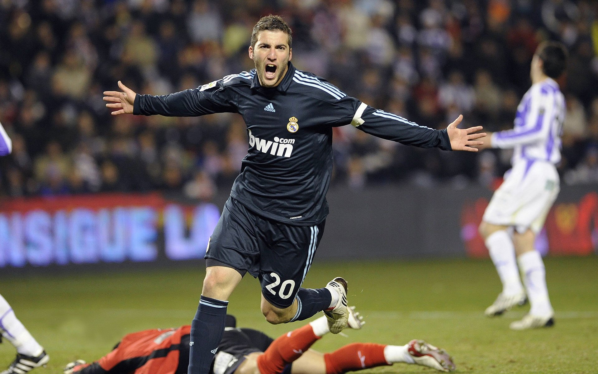 开云入口-英超巅峰之战：场场精彩，高潮不断！，英超经典比赛